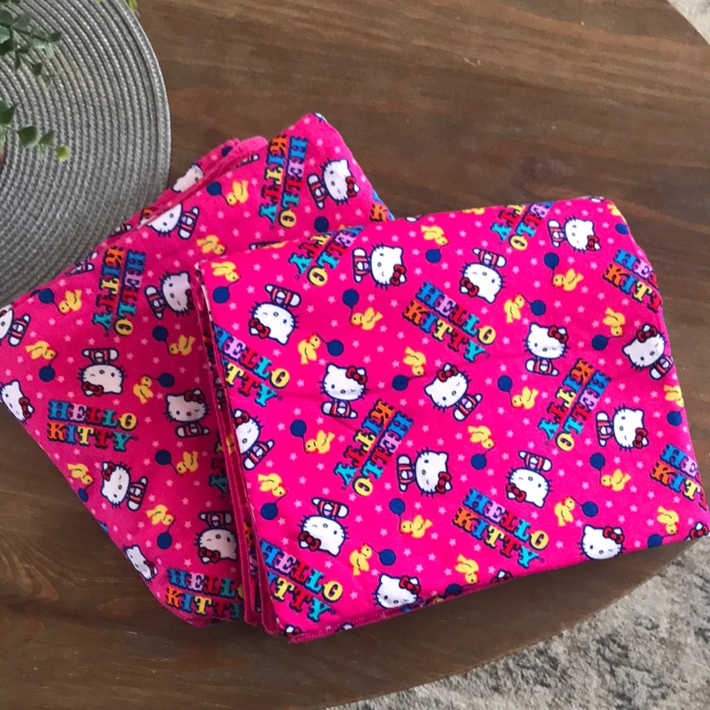 2/$10 Hello Kitty | Children’s Blanket